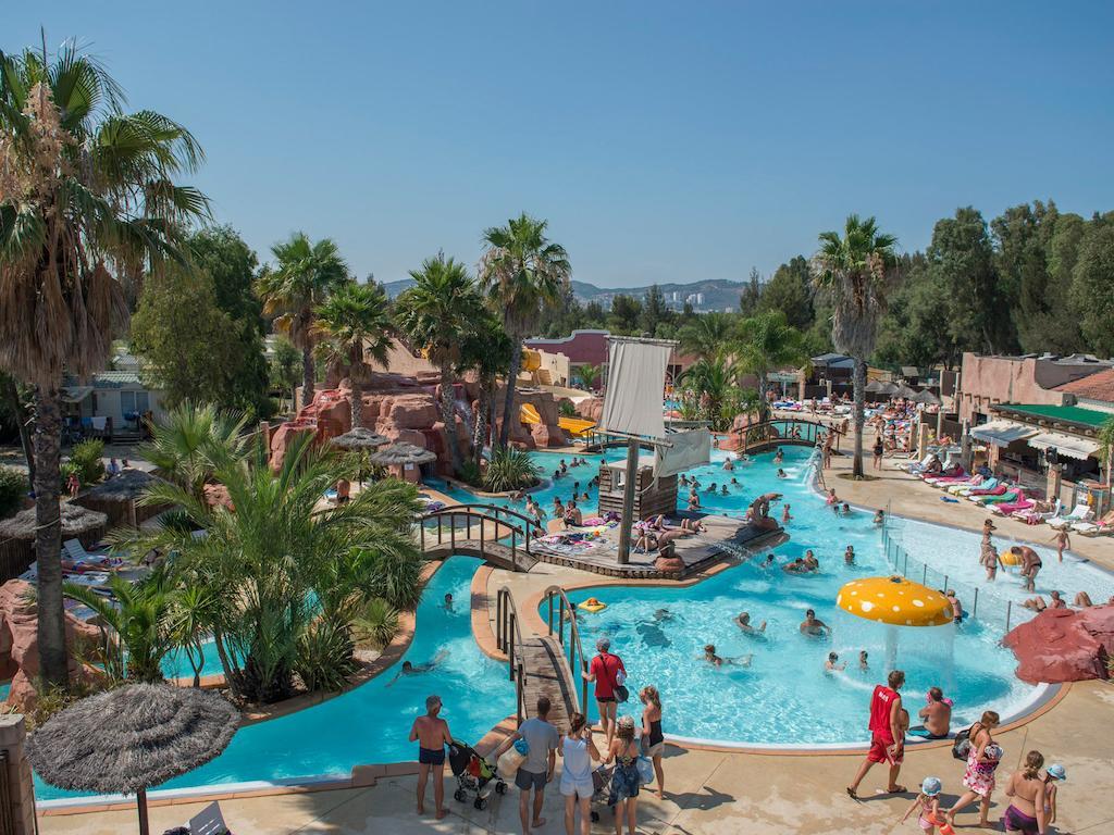 Camping Les Palmiers Йер Экстерьер фото